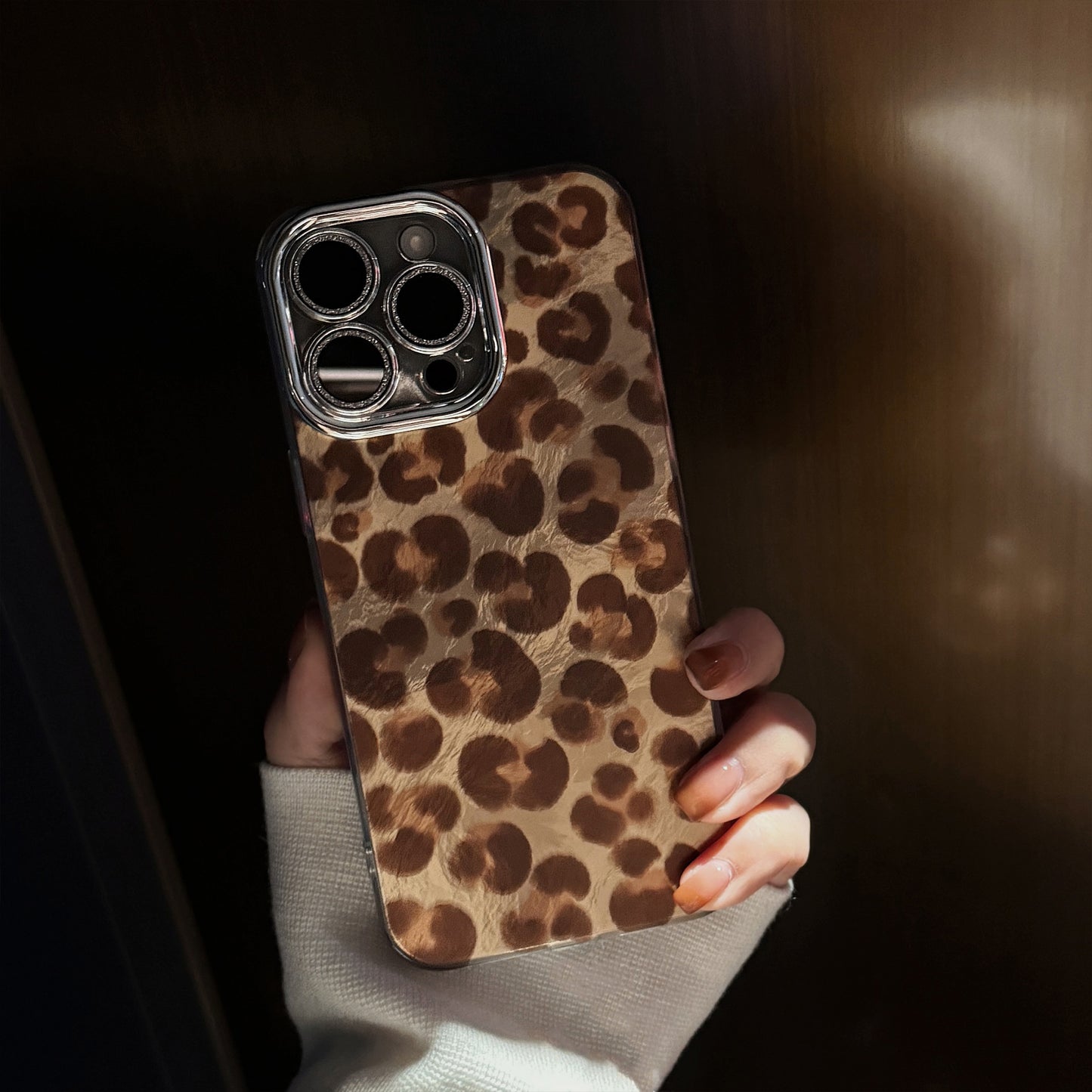 Vintage Leopard Case